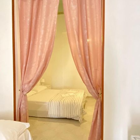 פולינאנו א מארה Perla Marina Room מראה חיצוני תמונה